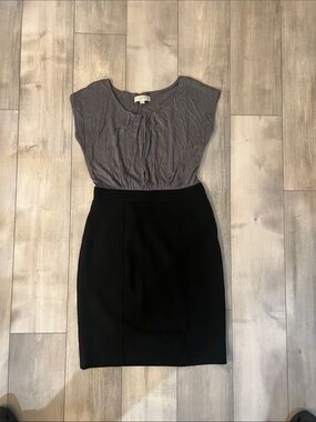 LOFT Black High-Waist Pencil Skirt